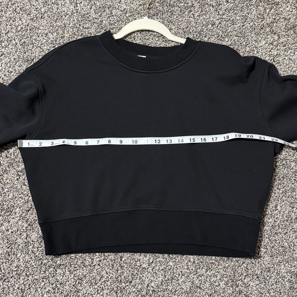 Lululemon Perfectly Oversized Cropped Crew - French Terry - Picture 10 of 10